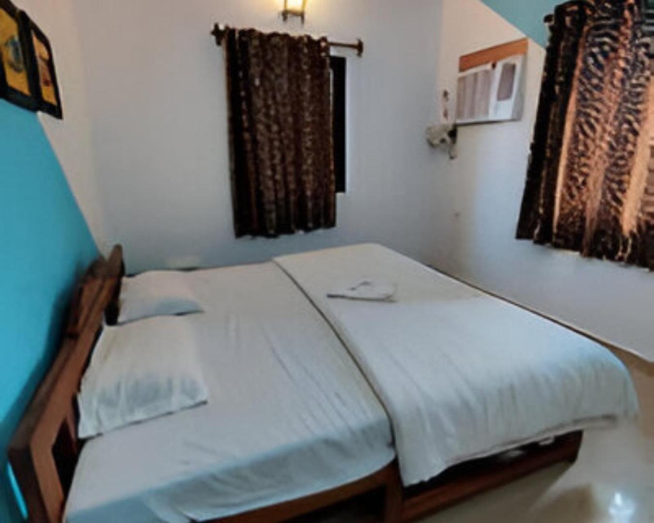 Ronne'S 2Bhk Lagoon Apartment -Calangute Dış mekan fotoğraf